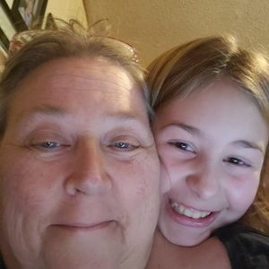 Meet your Posher, Valerie